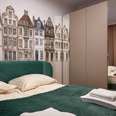 Hugo - Stare - Garaż Gratis !!! *